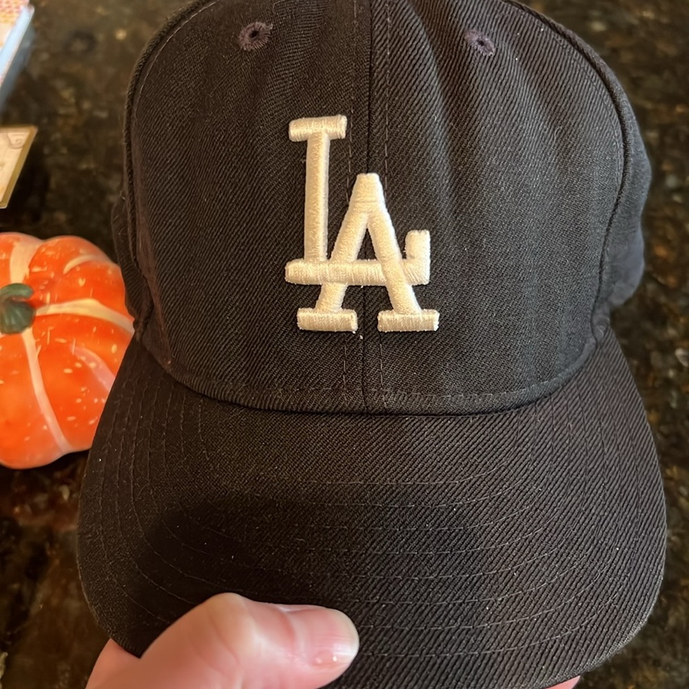 LA Dodgers Hat, 7 and 5/8, Black